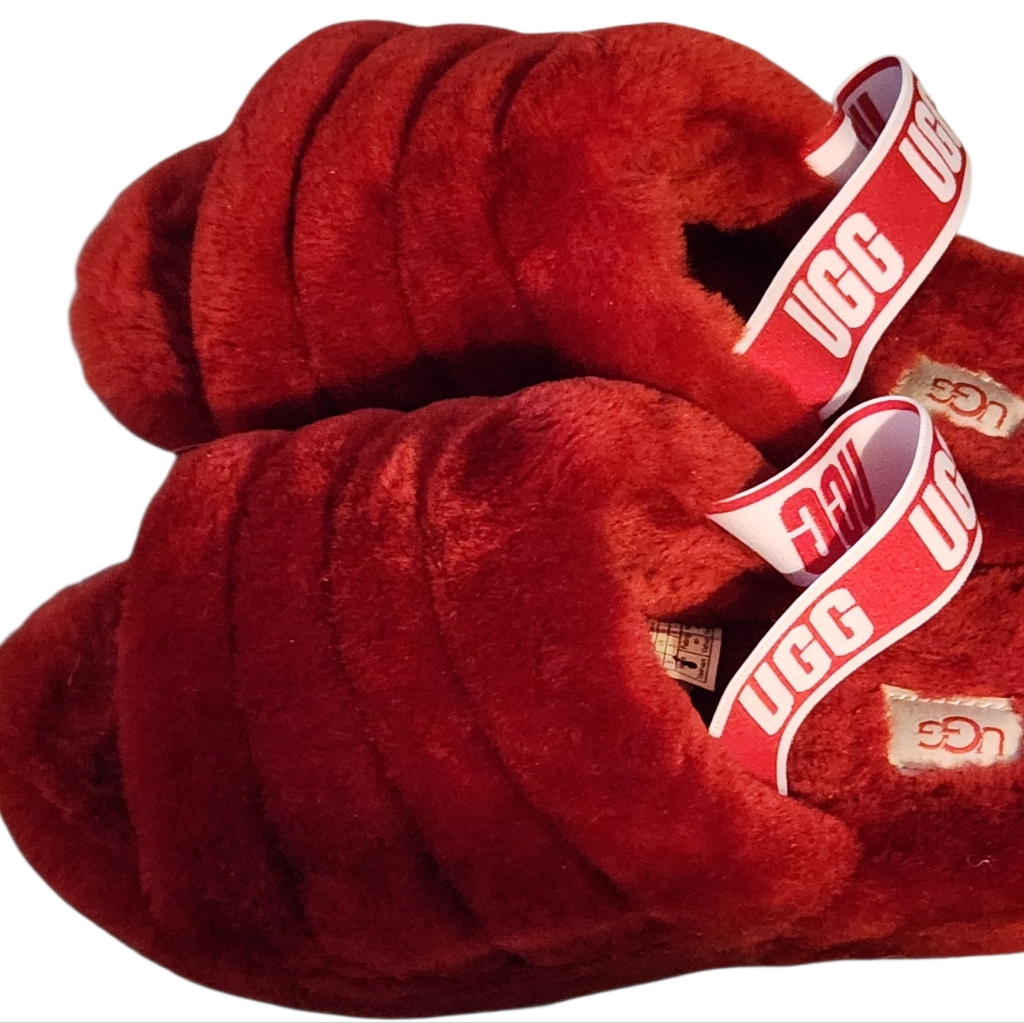 Firmugg Plush Fluff Yeah Slides Nwob